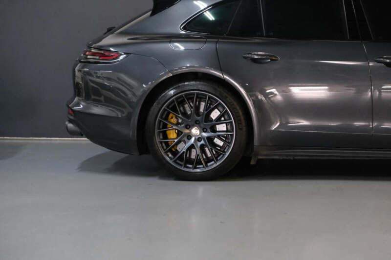 2018 Porsche Panamera Turbo Sport Turismo