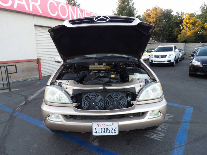 2002 Mercedes-Benz M-Class ML 320