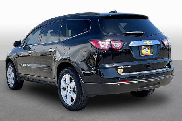 2017 Chevrolet Traverse LT
