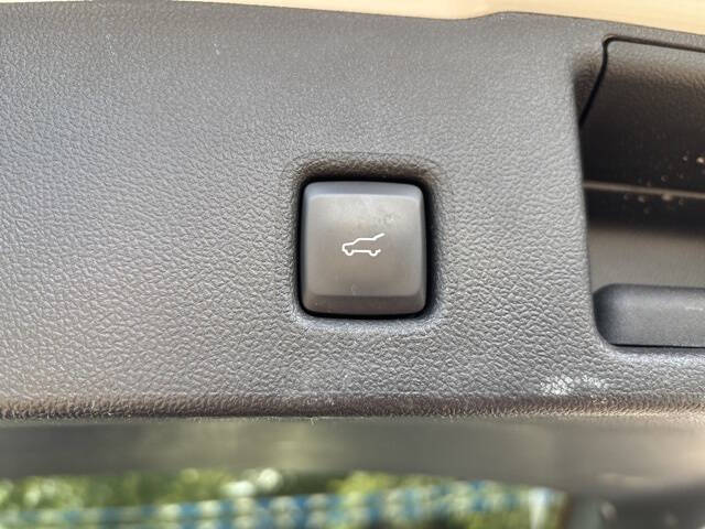 2021 Ford Escape Hybrid Titanium