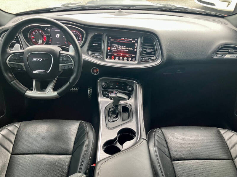 2016 Dodge Challenger SRT Hellcat