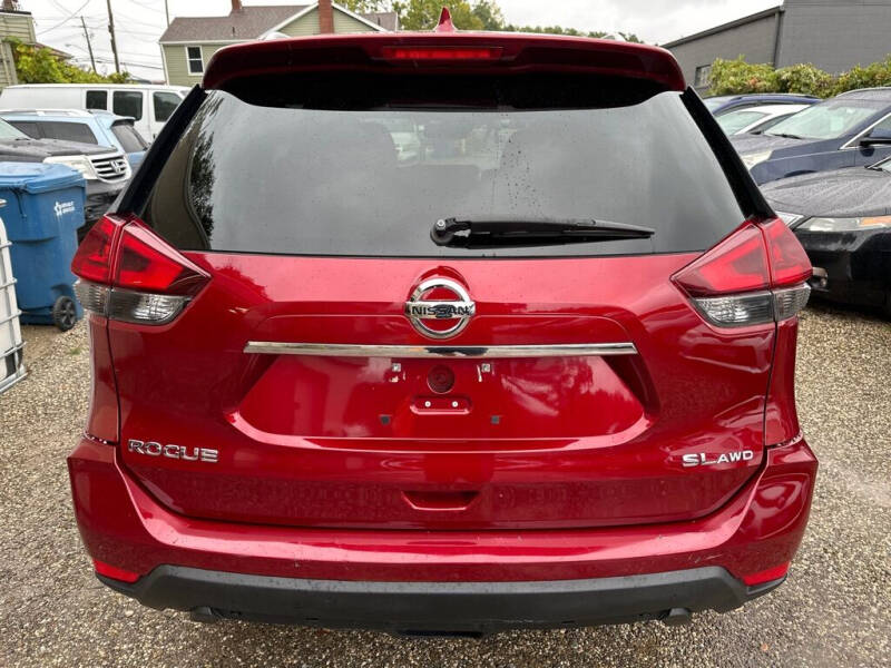2018 Nissan Rogue S
