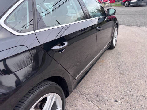 2013 Volkswagen Passat TDI SEL Premium