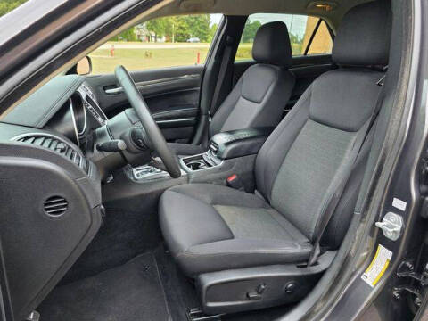 2022 Chrysler 300 Touring