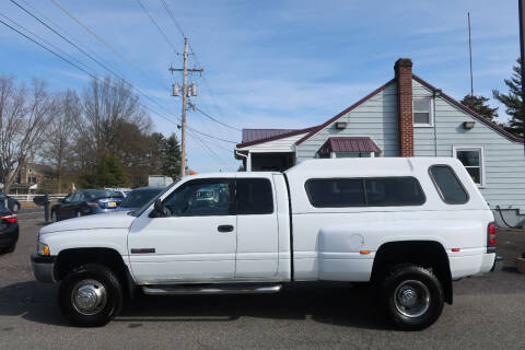 1998 Dodge Ram 3500 for sale at GEG Automotive in Gilbertsville PA