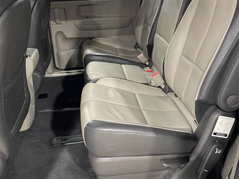 2018 Kia Sedona LX