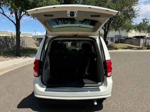 2012 Dodge Grand Caravan Crew