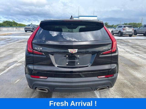2023 Cadillac XT4 Luxury