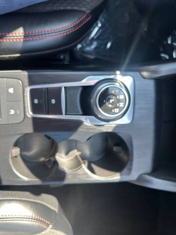 2025 Ford Escape ST-Line Select