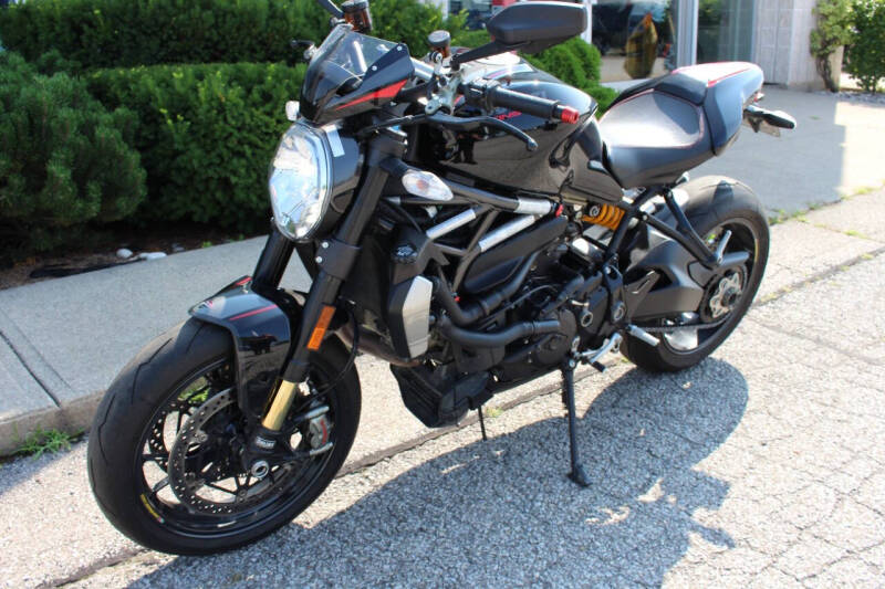 2016 Ducati Monster