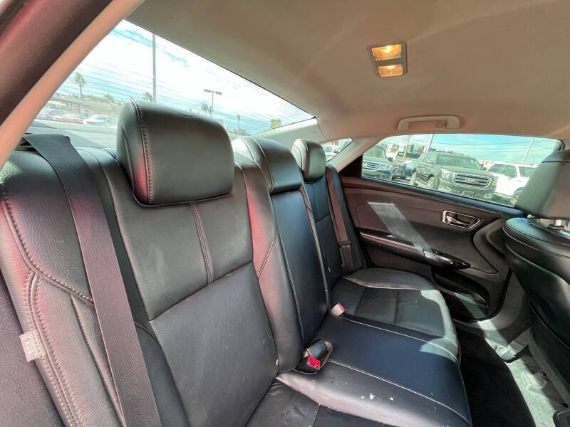 2017 Toyota Avalon XLE