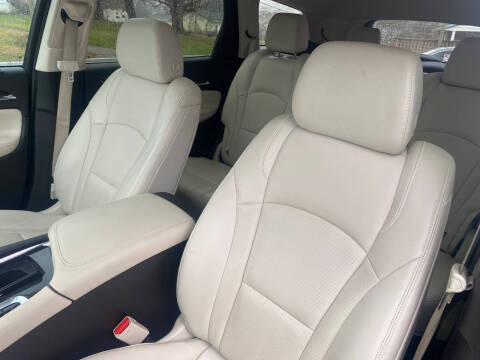 2023 Buick Enclave Essence
