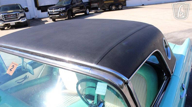 1955 Ford Thunderbird