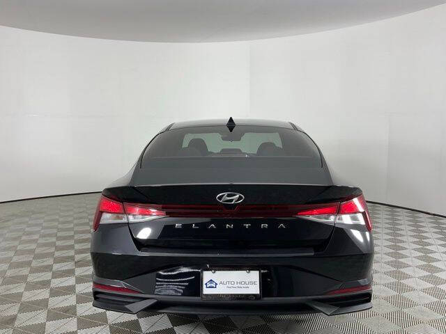2023 Hyundai Elantra