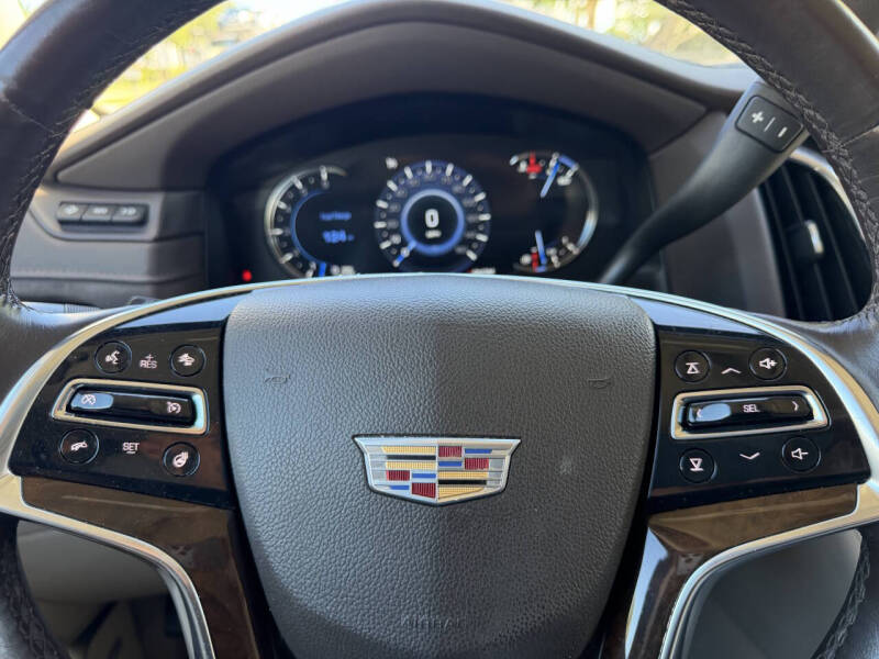 2016 Cadillac Escalade ESV Luxury Collection