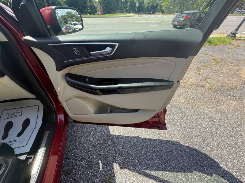 2017 Ford Edge Titanium