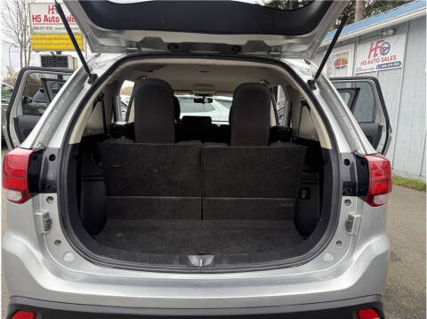 2020 Mitsubishi Outlander