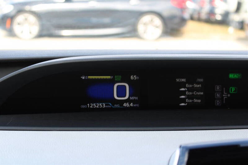 2017 Toyota Prius Three Touring