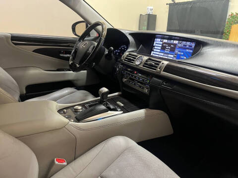 2014 Lexus LS 460