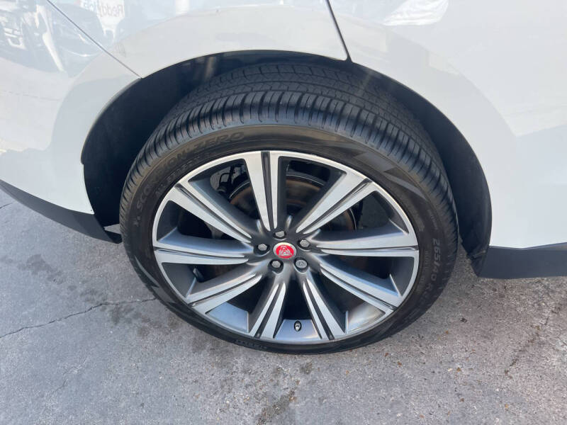 2017 Jaguar F-PACE 35t Prestige