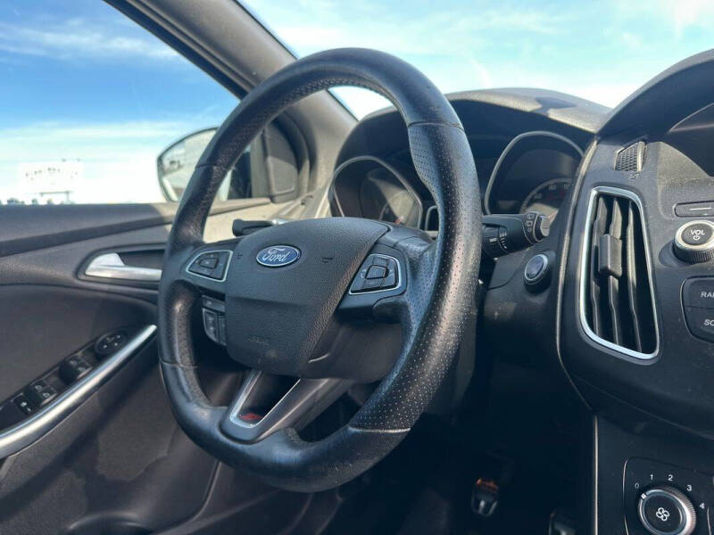 2018 Ford Focus ST