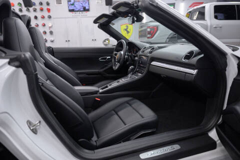 2023 Porsche 718 Boxster S