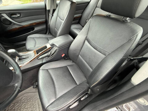 2011 BMW 3 Series 328i