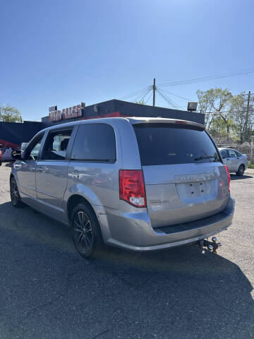 2016 Dodge Grand Caravan SE Plus