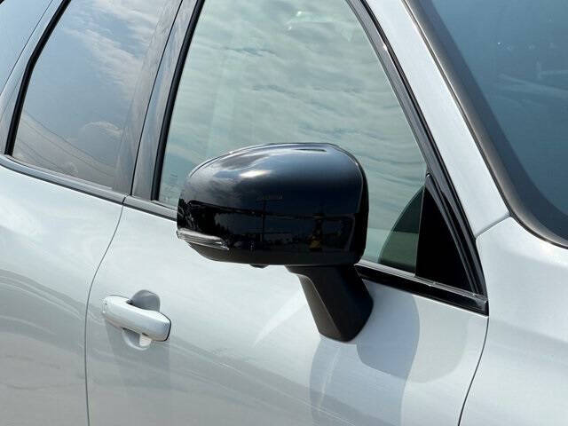 2025 Volvo XC60 T8 Ultra Dark Theme