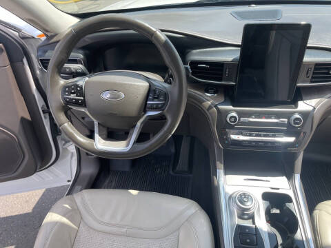 2020 Ford Explorer Platinum