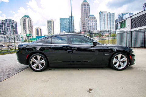 2017 Dodge Charger R/T