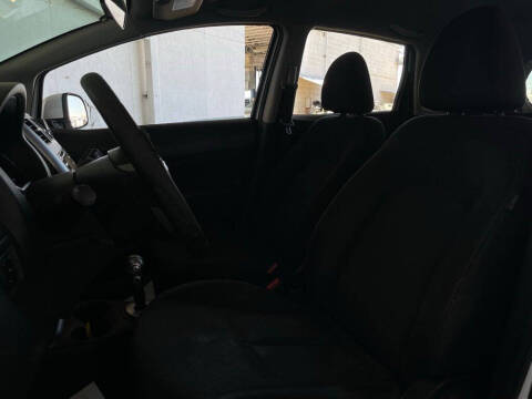 2014 Nissan Versa Note SV