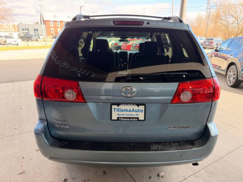 2006 Toyota Sienna