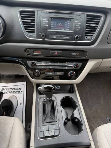 2016 Kia Sedona LX