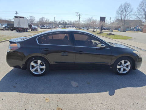 2008 Nissan Altima for sale at TINKHAM AUTO SALES II in La Vergne TN