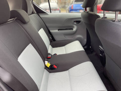 2013 Toyota Prius c One