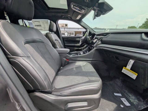 2025 Jeep Grand Cherokee L Altitude X