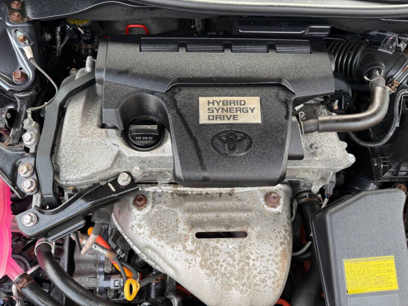 2012 Toyota Camry Hybrid XLE