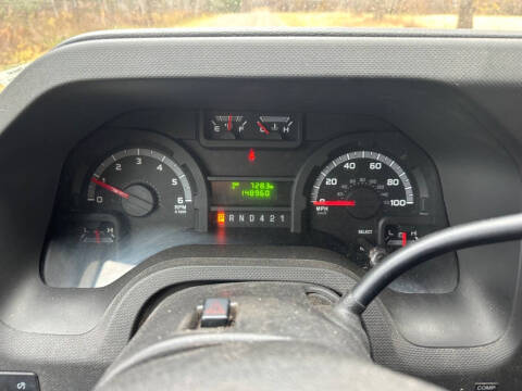 2017 Ford E-Series E-450 SD