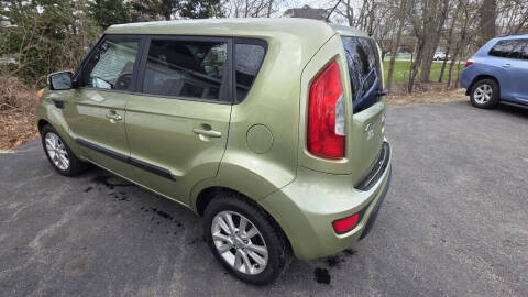 2012 Kia Soul +