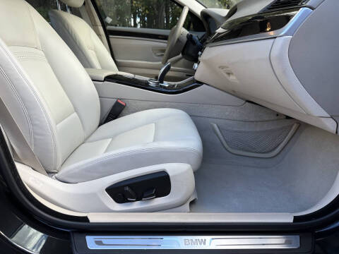 2014 BMW 5 Series 528i