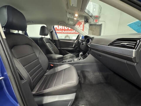 2024 Volkswagen Jetta SE