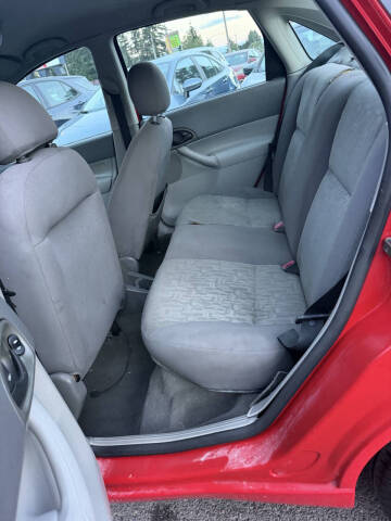 2005 Ford Focus ZX4 S