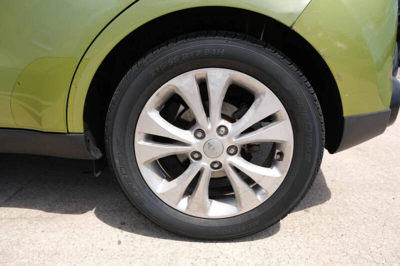 2016 Kia Soul +