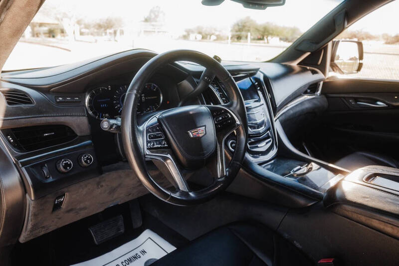 2016 Cadillac Escalade Platinum