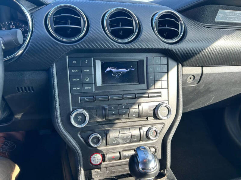 2016 Ford Mustang V6