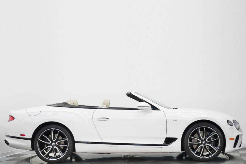 2022 Bentley Continental GTC V8