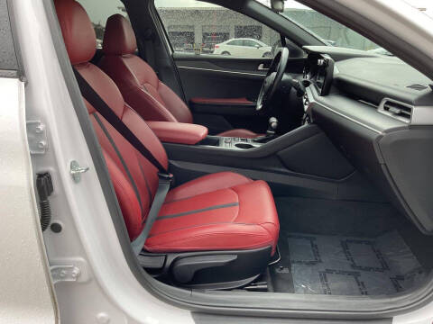 2023 Kia K5