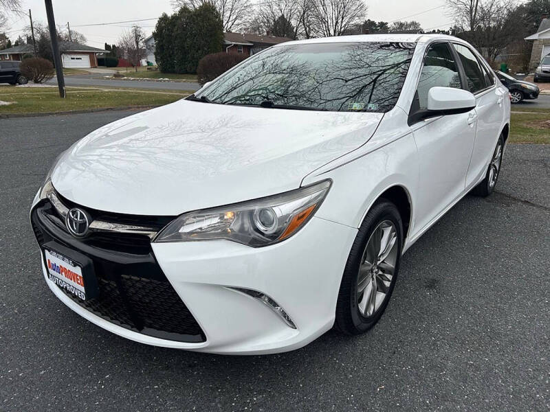2017 Toyota Camry SE