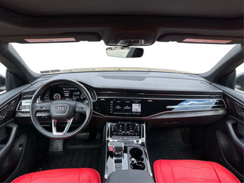 2021 Audi Q8 quattro Premium 55 TFSI